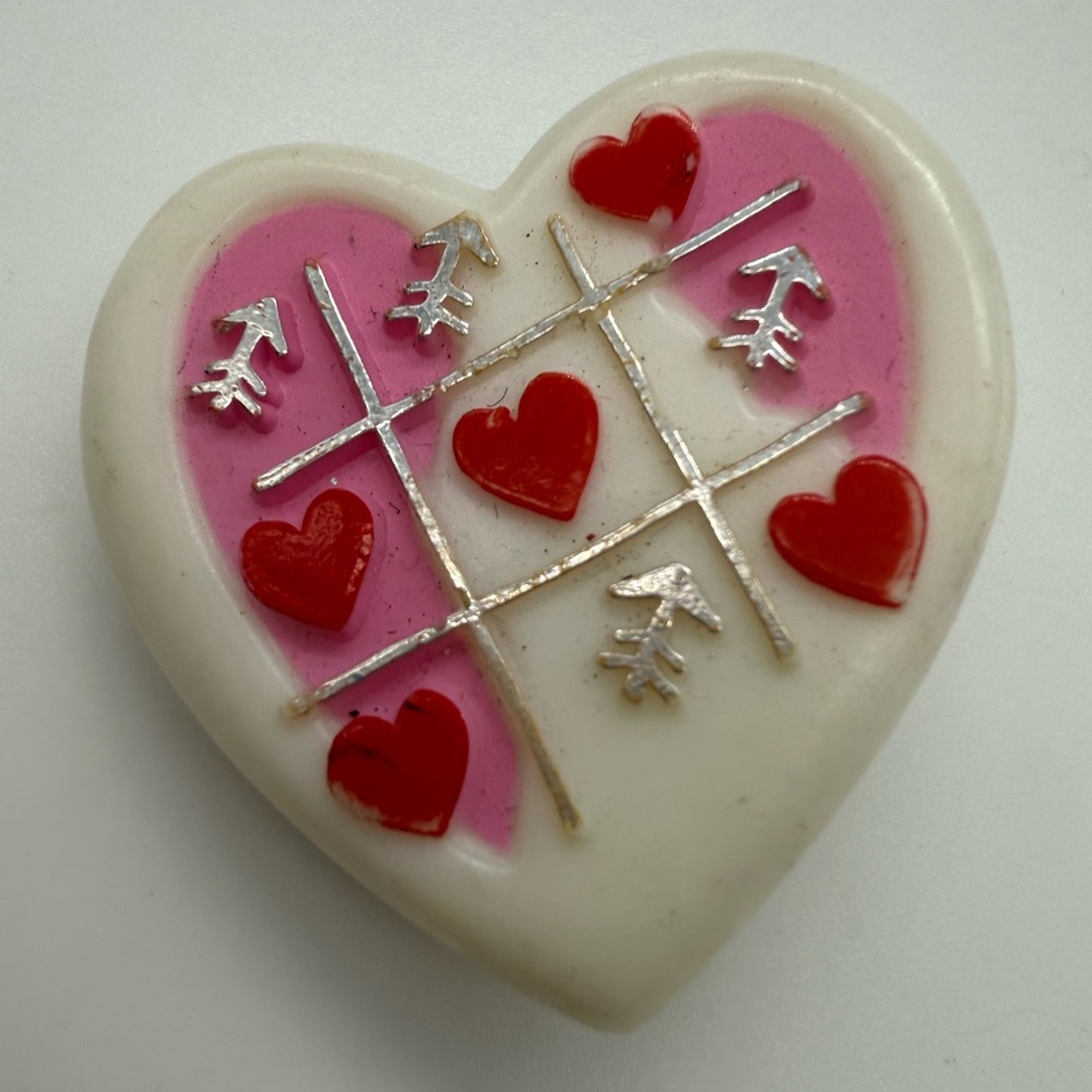 Vintage Valentine Tic Tac Toe Heart Pin Gift Retro Kitschy Brooch Hong Kong